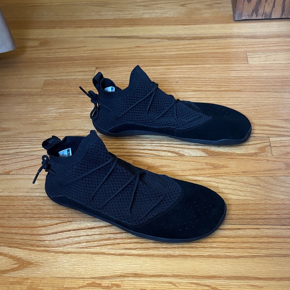 Vivo barefoot Black Athletic Shoes EU 43